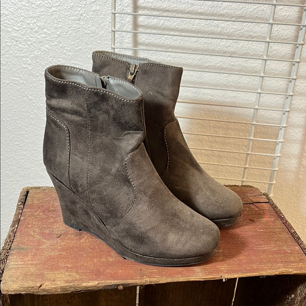 Women's Black Wedge Ankle Boots